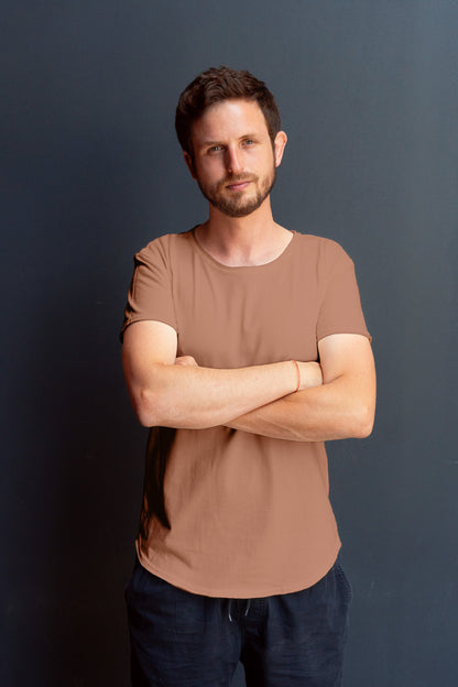 Long Fit Cuello Reventado Café